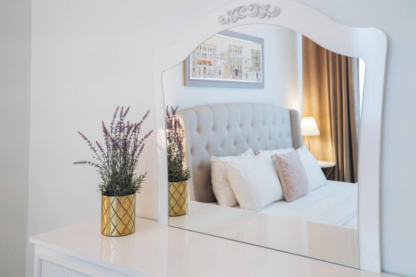 Charming Warm Suite With Amazing Views Of The City Dubai Eksteriør billede
