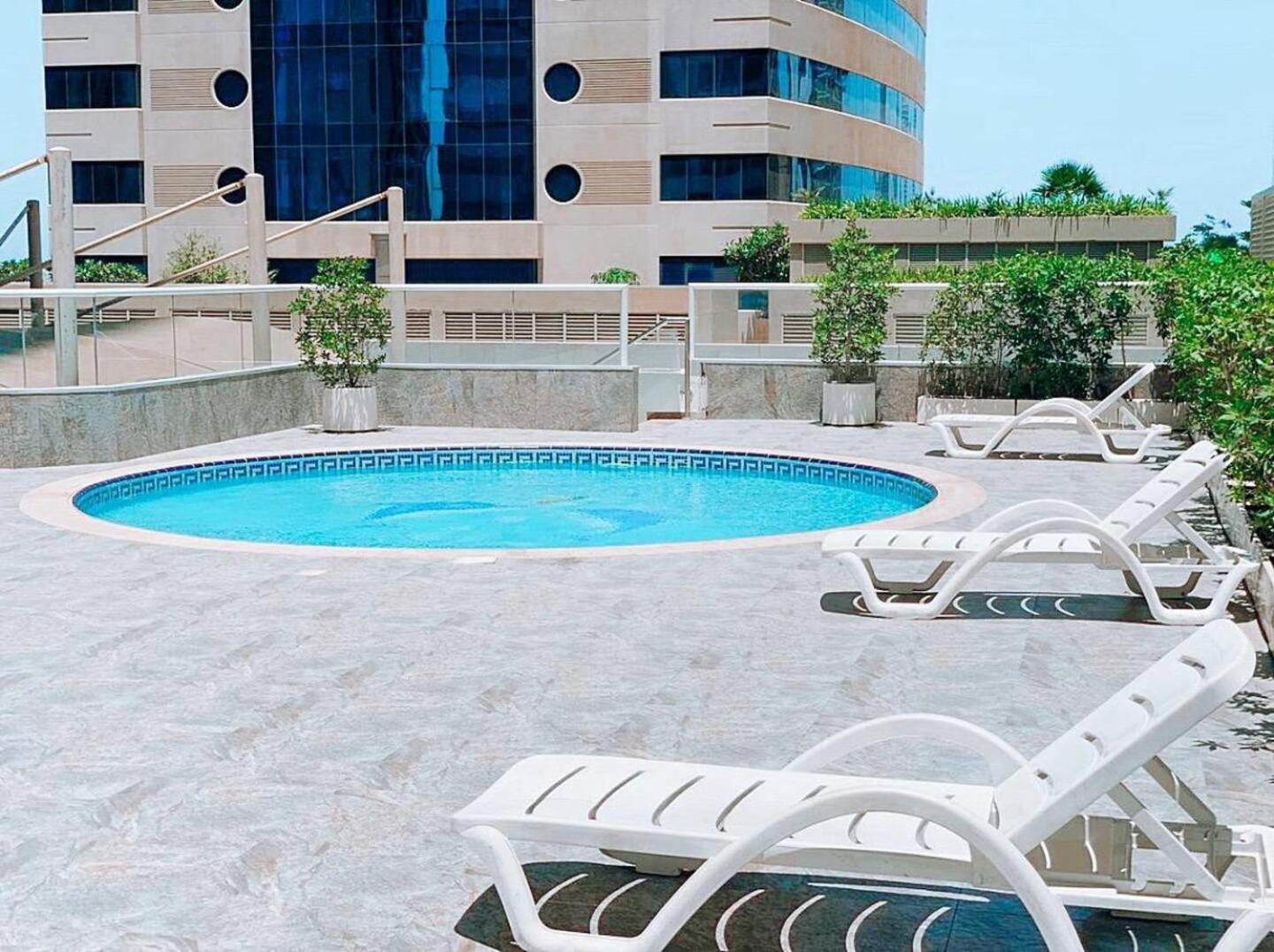 Charming Warm Suite With Amazing Views Of The City Dubai Eksteriør billede